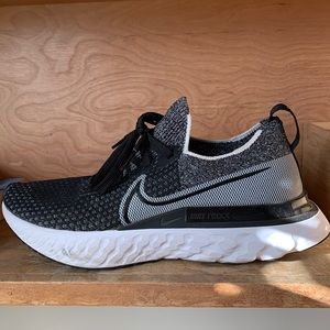 Nike running shoes great shape